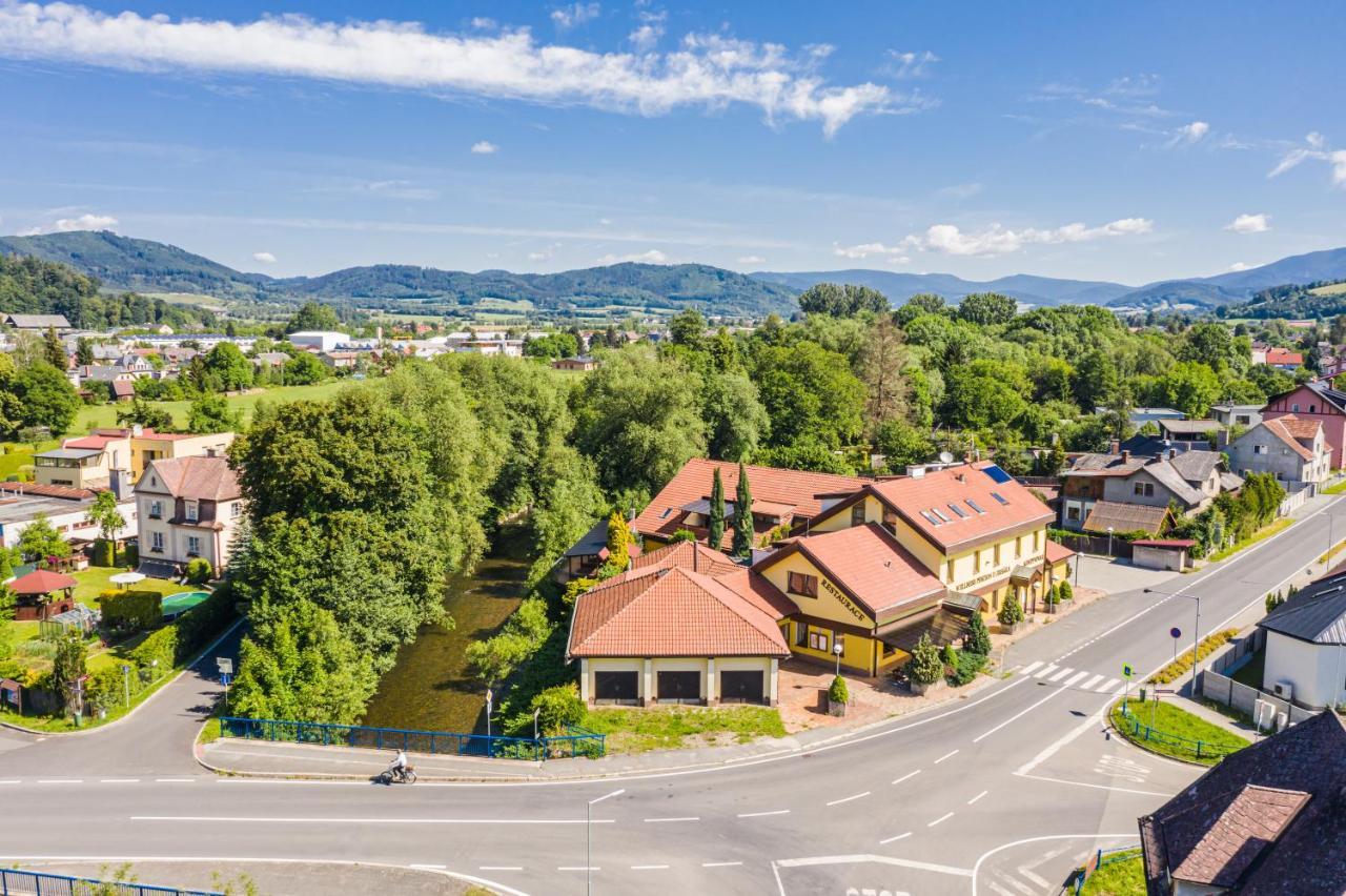 Penzion U Jirsáka Vikýřovice Exterior foto