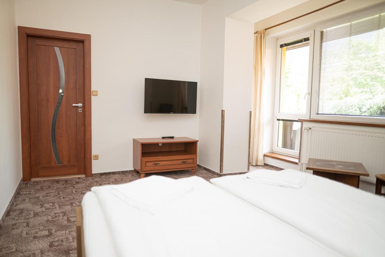 Penzion U Jirsáka Vikýřovice Exterior foto